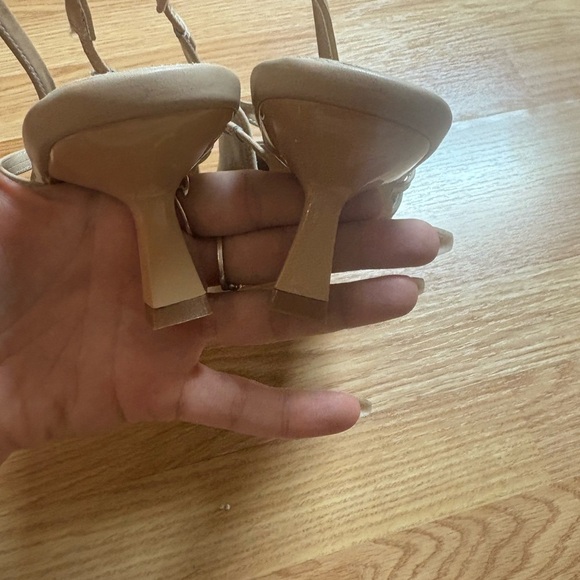 Elegant Tan Women's Slingback Shoes - Picture 5 of 7